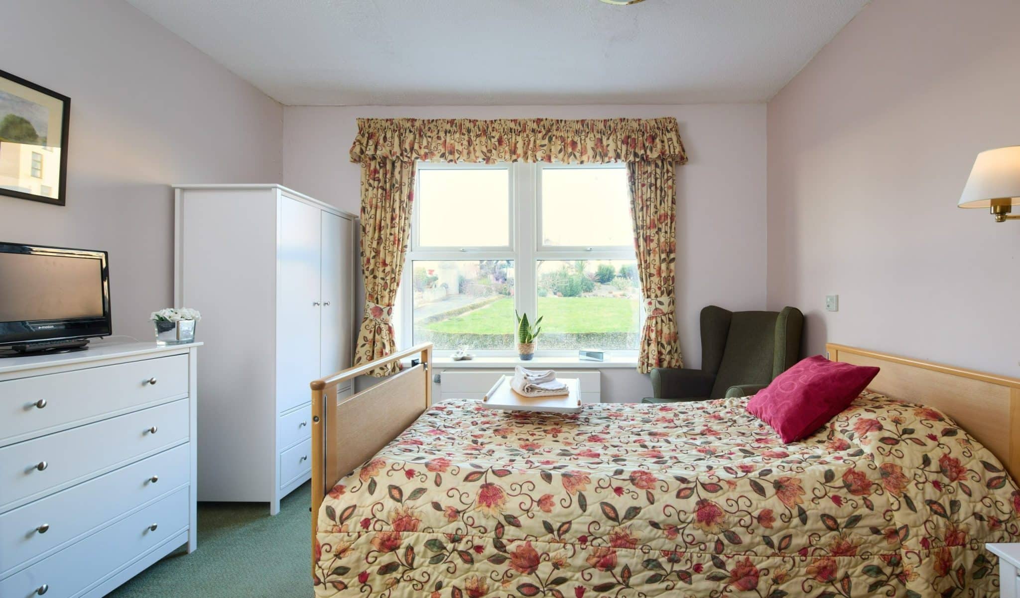 Bradshaw Manor - Care Home Rhyl